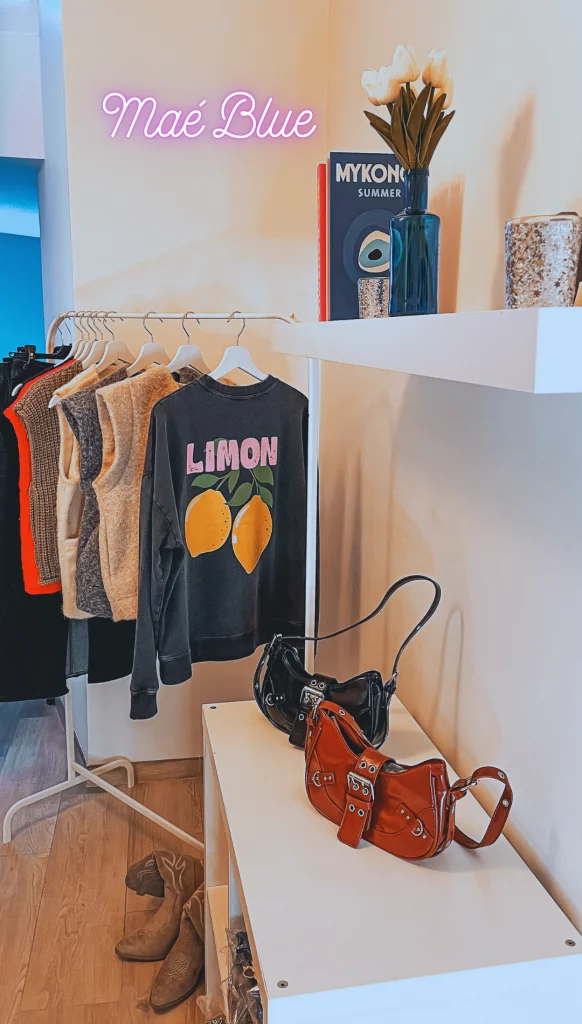 Maé Blue showroom