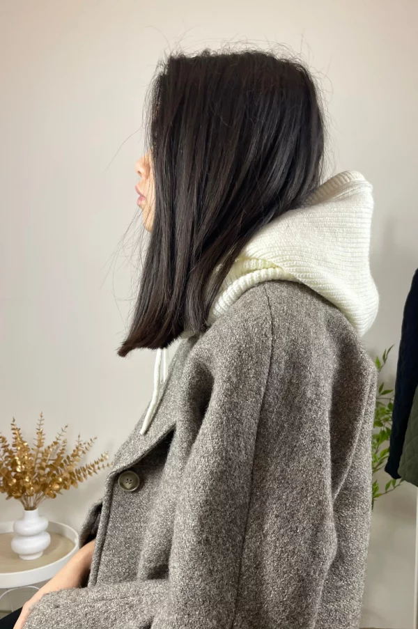 cagoule blanche profile